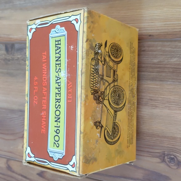 NIB! Mint Condition! Collectible Vintage Avon Aftershave - Picture 2 of 6